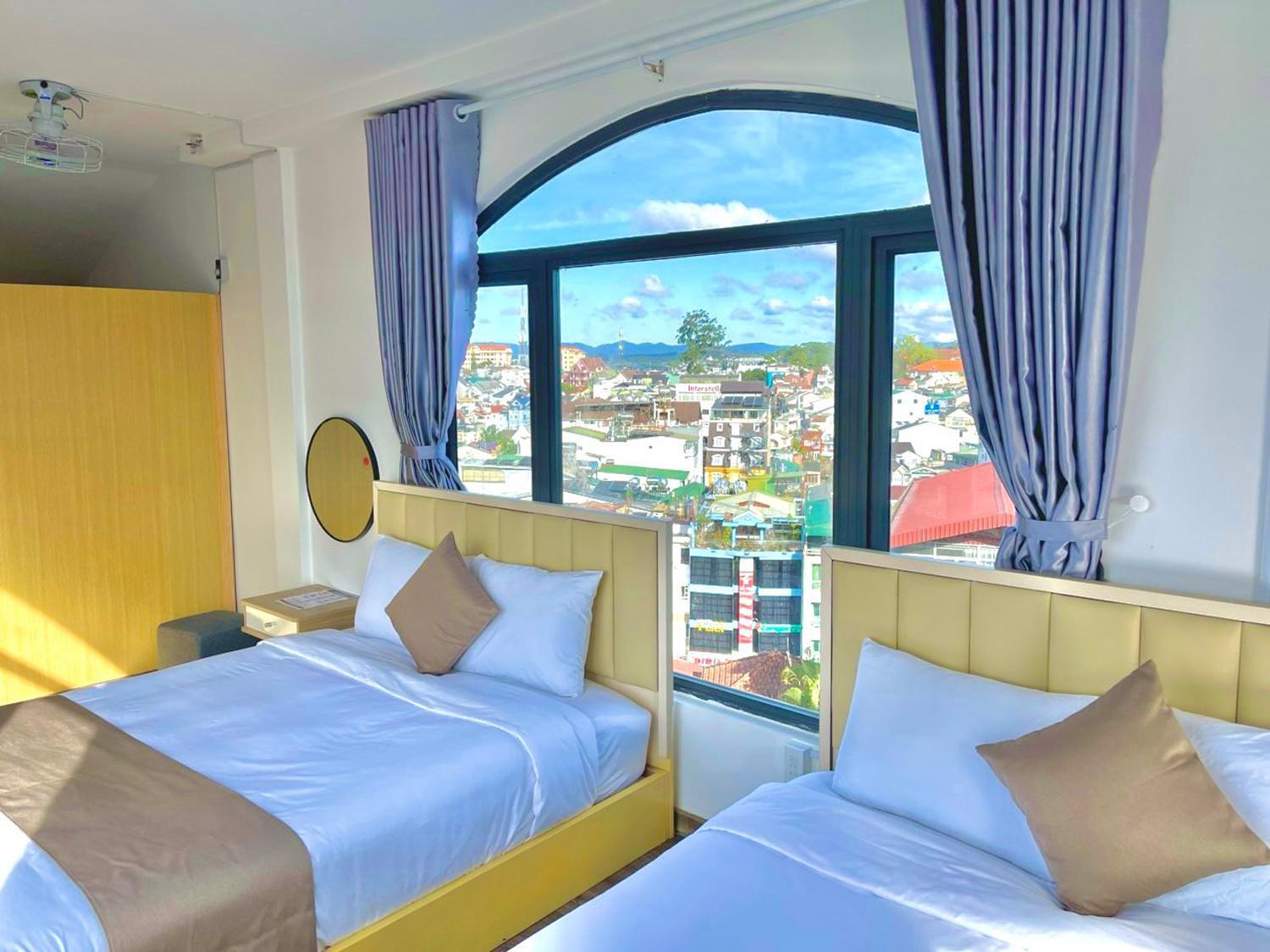 Torino Hotel Dalat Bagian luar foto